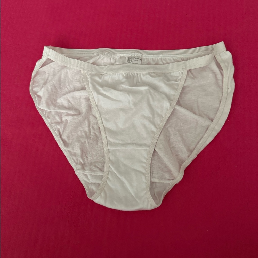 100% COTTON STRING BIKINI. NEW. MEDIUM. Vintage.